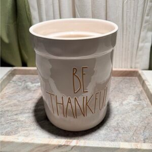 Elegant Cream 'Be Thankful' Ceramic Utencil holder/ Planter